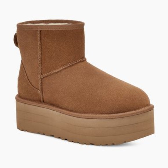 UGG Women's Classic Mini Platform Boot - Picture 4 of 9